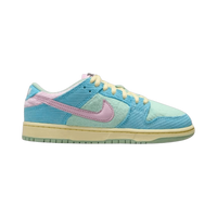 NIKE SB DUNK LOW 'VERDY VISTY'