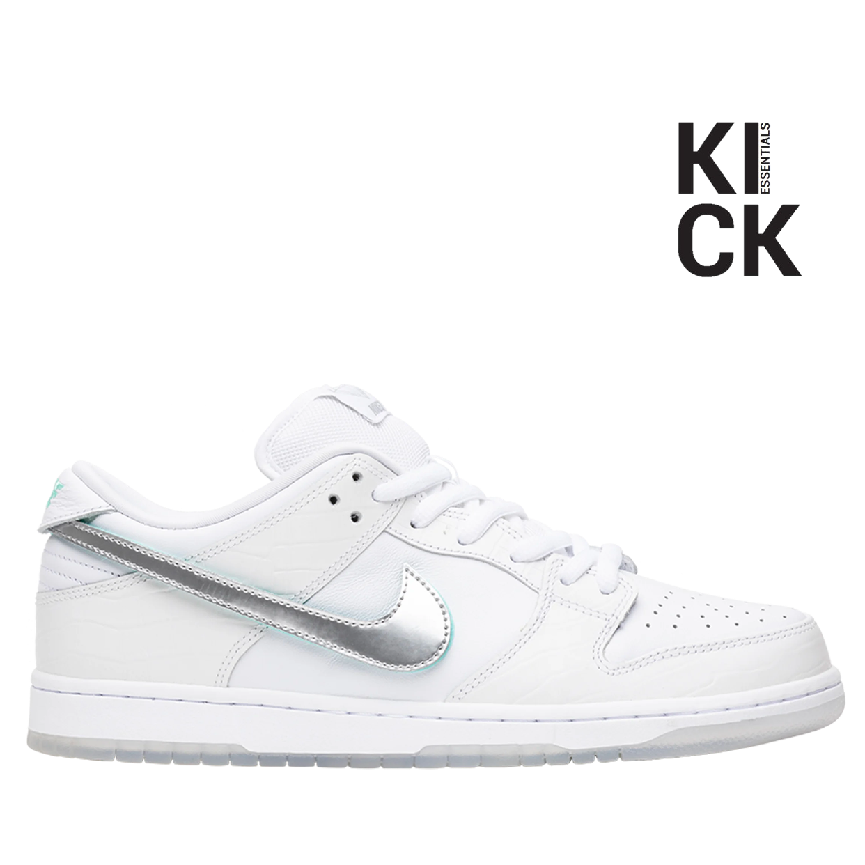 NIKE DUNK LOW 'DIAMOND SUPPLY WHITE'