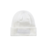 SUPREME BEANIE 'WHITE WHITE LOGO'