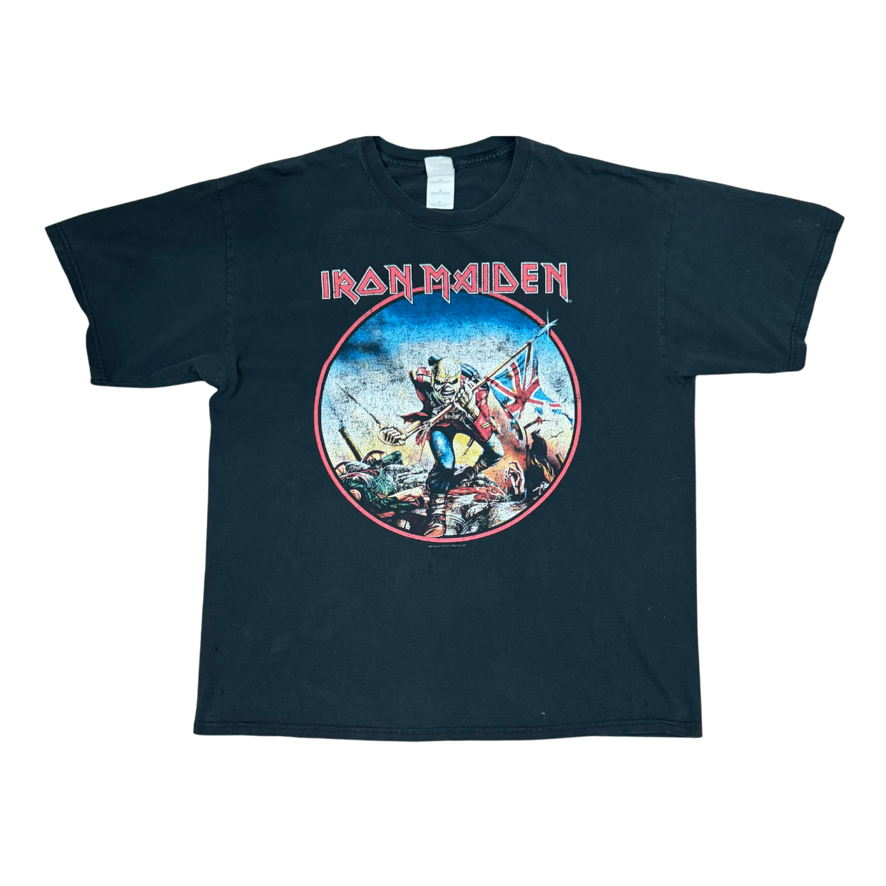 VINTAGE TEE 'IRON MAIDEN HOLDING FLAG'