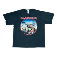 VINTAGE TEE 'IRON MAIDEN HOLDING FLAG'